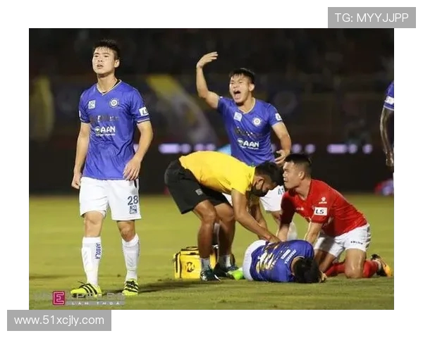伊萨克骨折前已察觉危险应学会规避铲抢避免伤害 伊萨克骨折前已察觉危险应学会规避铲抢避免伤害